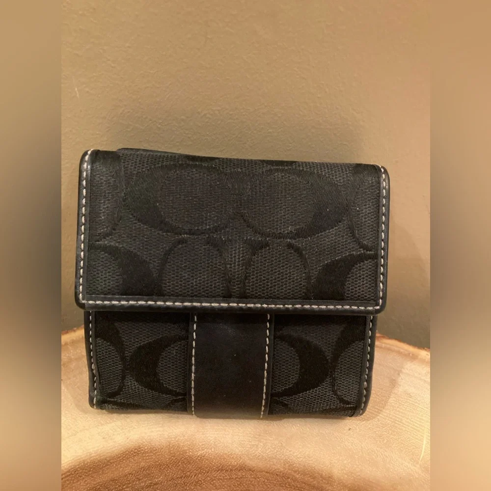 Coach Leatherware‎ Est. 1941 Signature Canvas Black Bifold Wallet W/Leather Trim